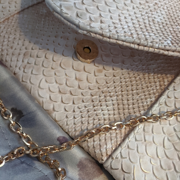 Faux python envelope purse. - Picture 2 of 4